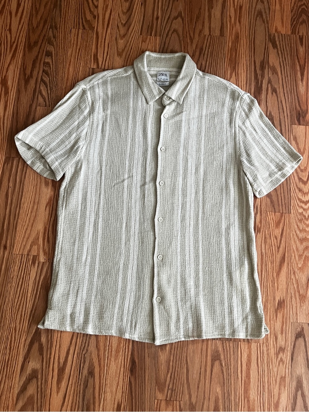 Zara Short Sleeve Button Up Shirt - Size Large